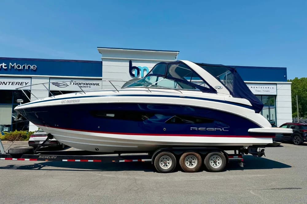 Regal 32 Express