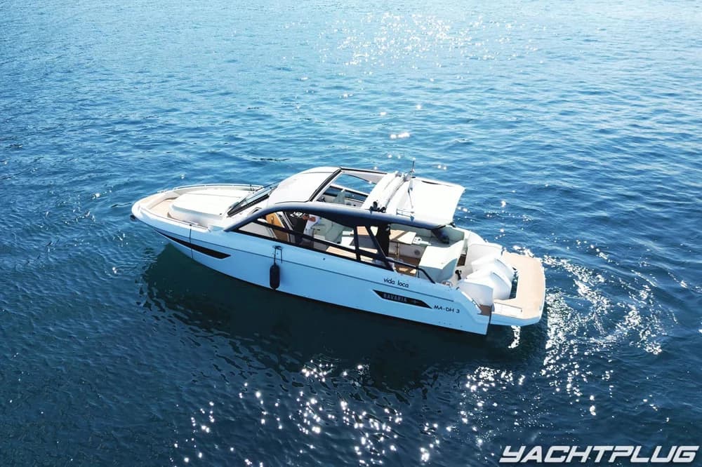 Bavaria Vida 33