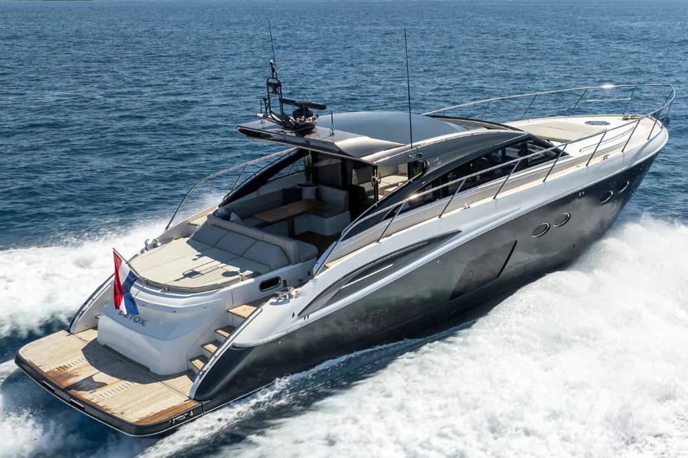 Princess V62-S