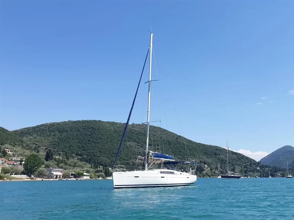 2010 Beneteau Cyclades 43 Boat for Sale in Lavrion Main Port