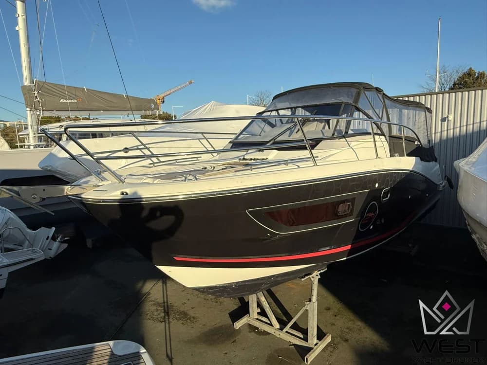 Jeanneau Cap Camarat 10.5 WA