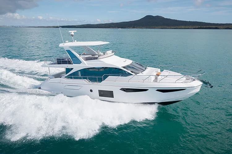 Azimut Fly 60
