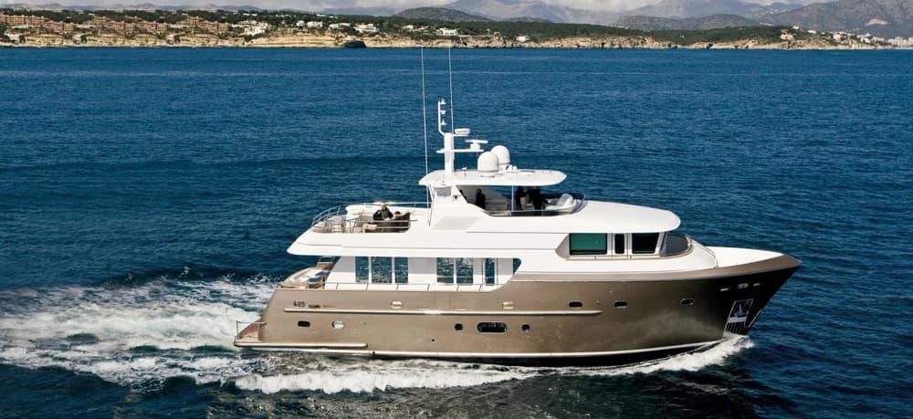 Horizon Explorer Yacht