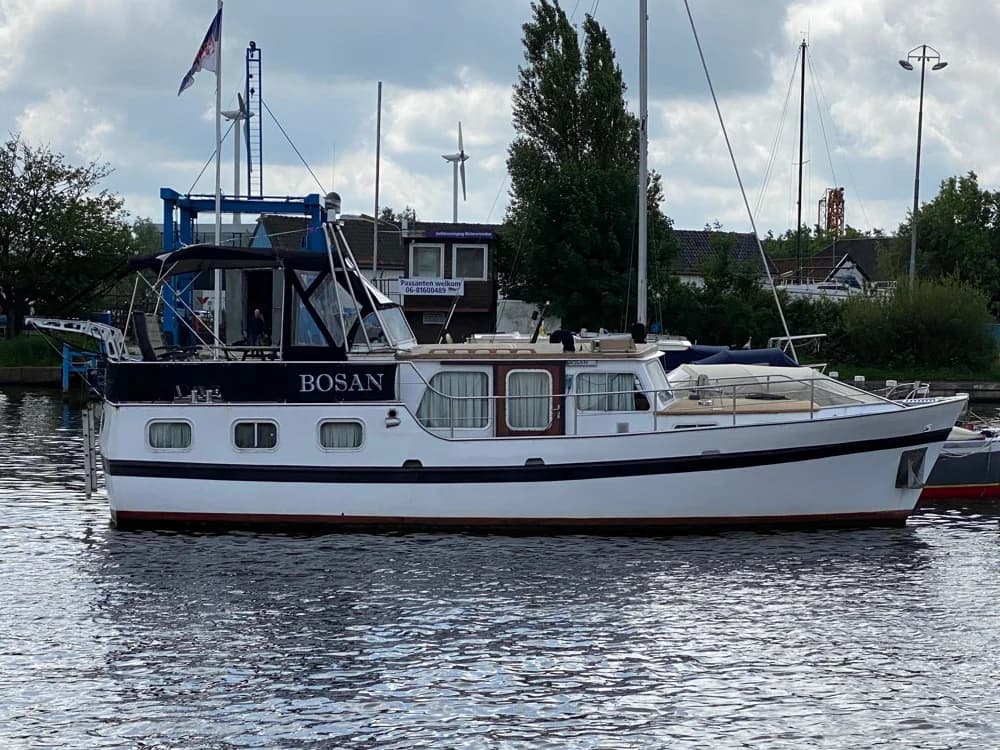 Gillissen 1130 AK Spiegelkotter