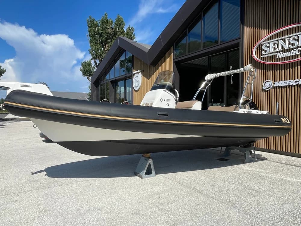 Nuova Jolly 700 XL