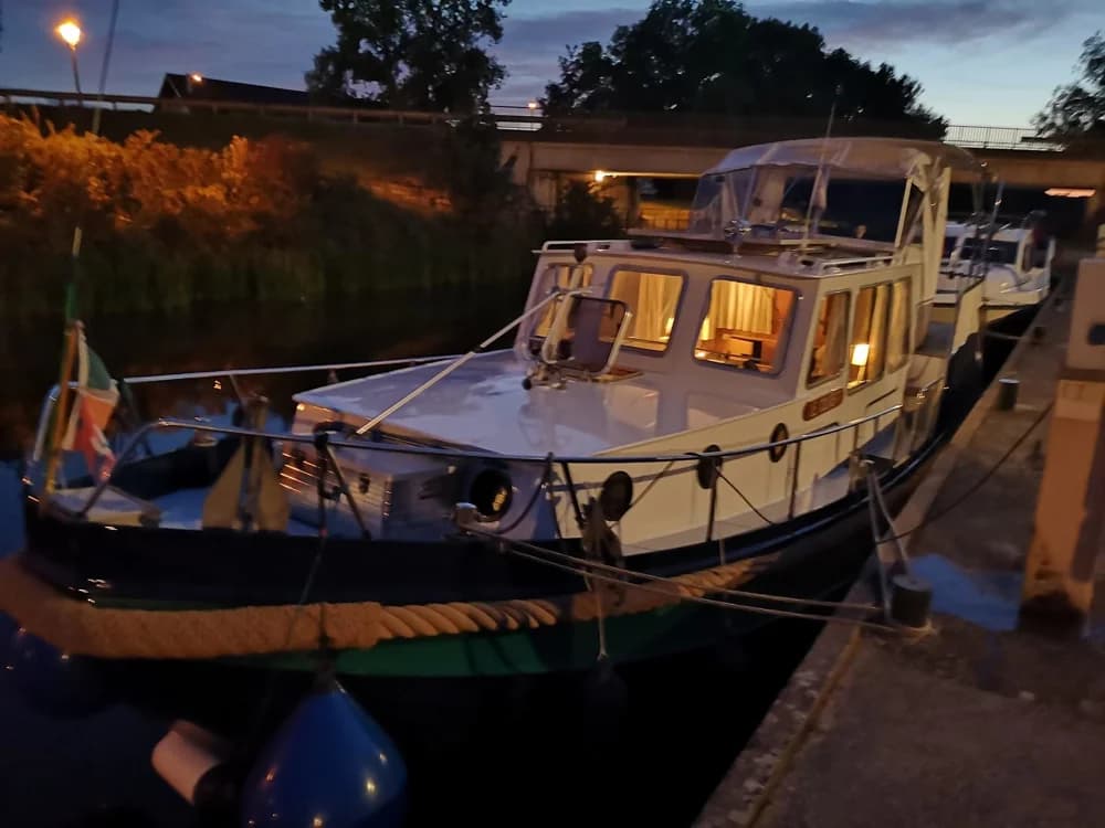 Linssen VLET 1030