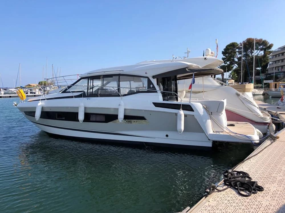 Jeanneau NC 37