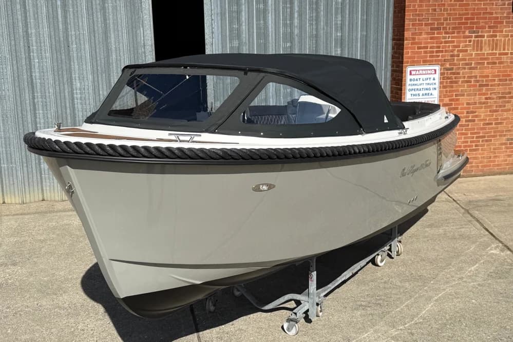 Oud Huijzer 650 Tender