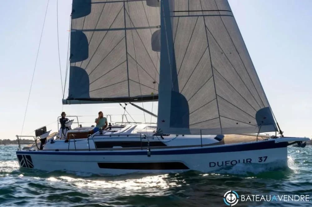 Dufour 37
