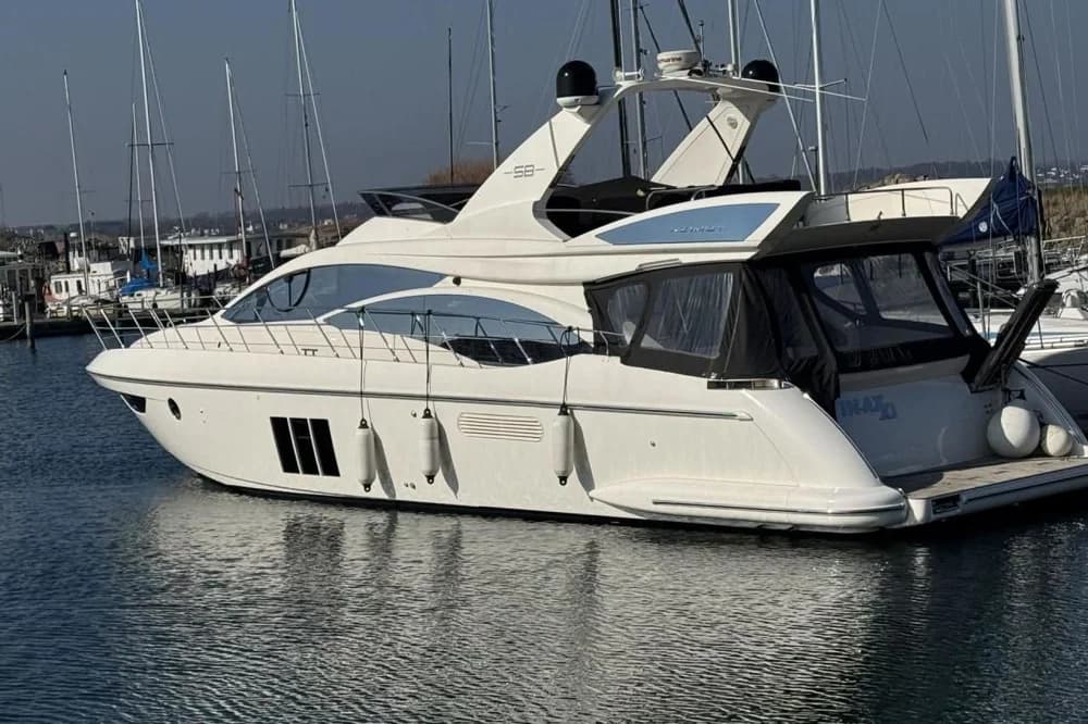 Azimut 58