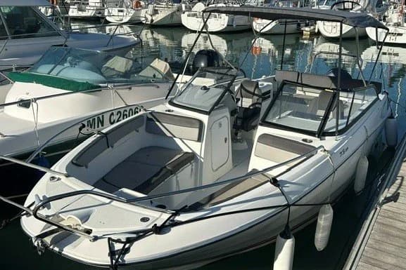 Jeanneau Cap Camarat 7.5 BR