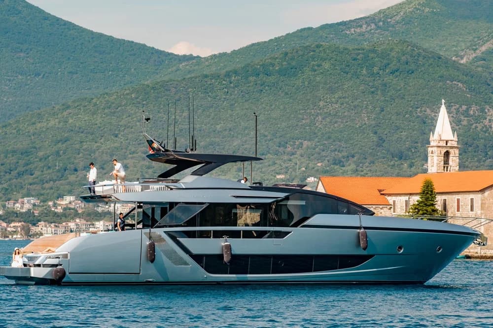 Riva 82' Diva
