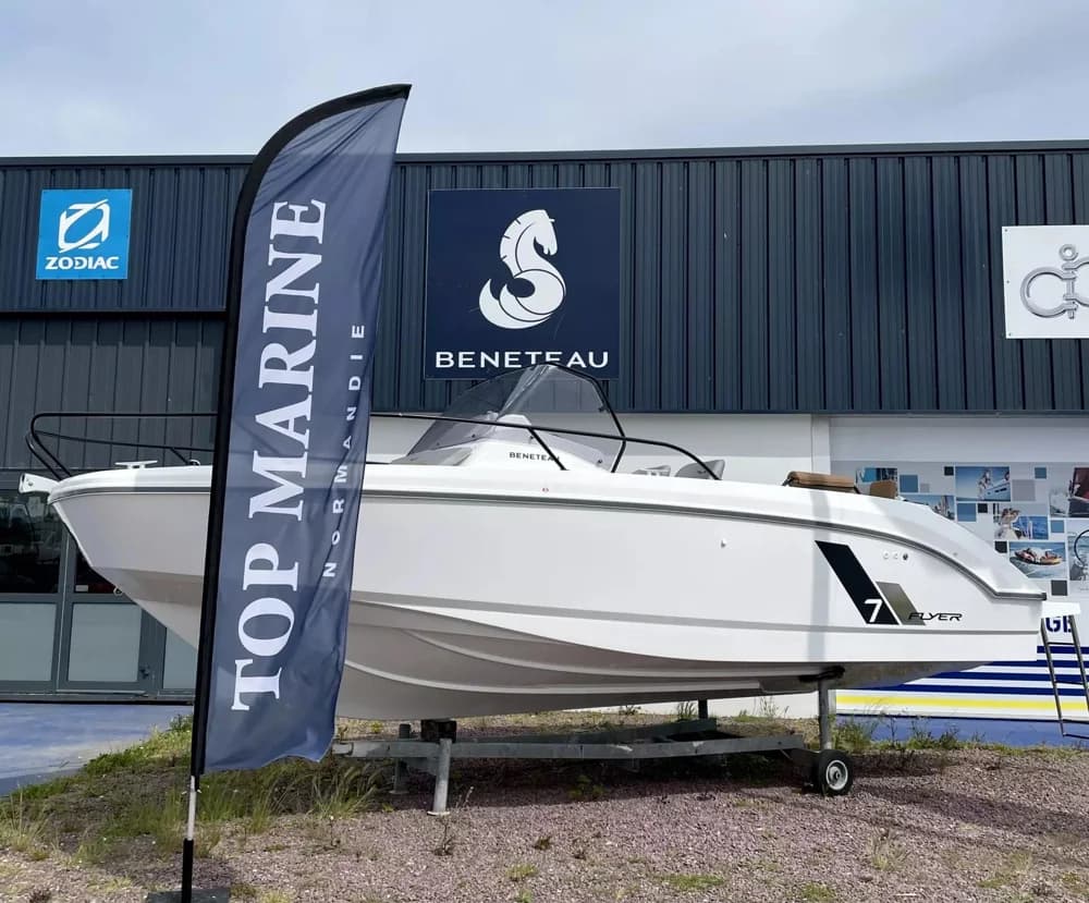 Beneteau Flyer 7 SUNdeck