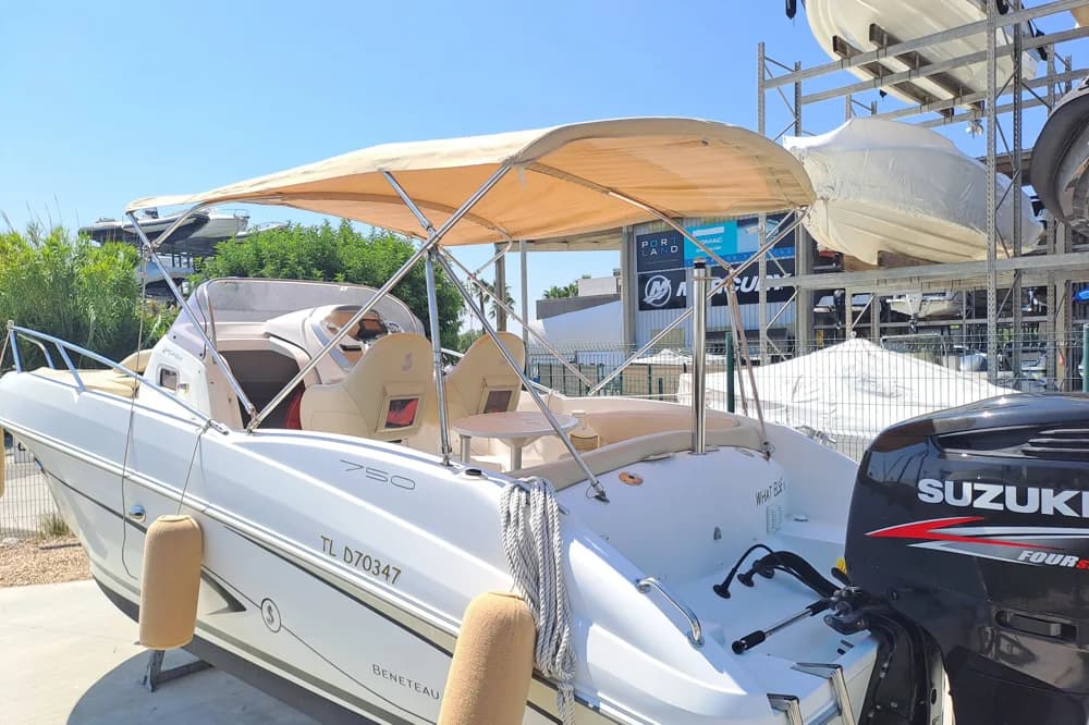 Beneteau Flyer 750 Sun Deck