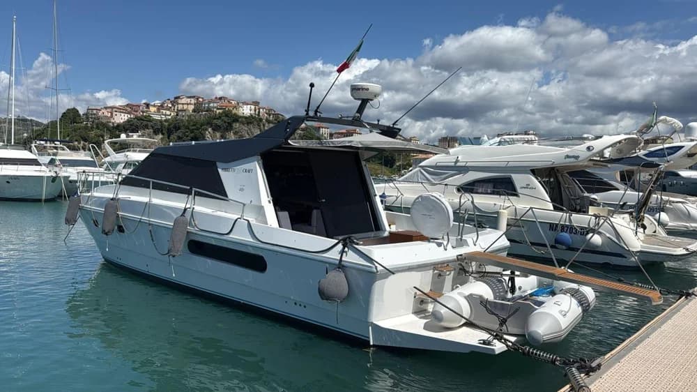 1989 Ferretti Yachts 40 Roadstar