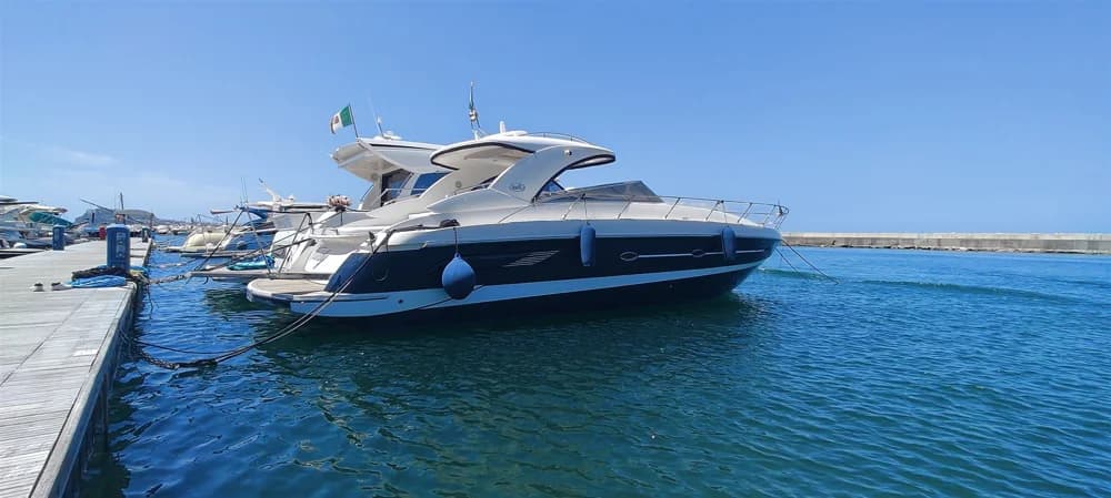 2006 Blu Martin Yachts Sun top 13.50