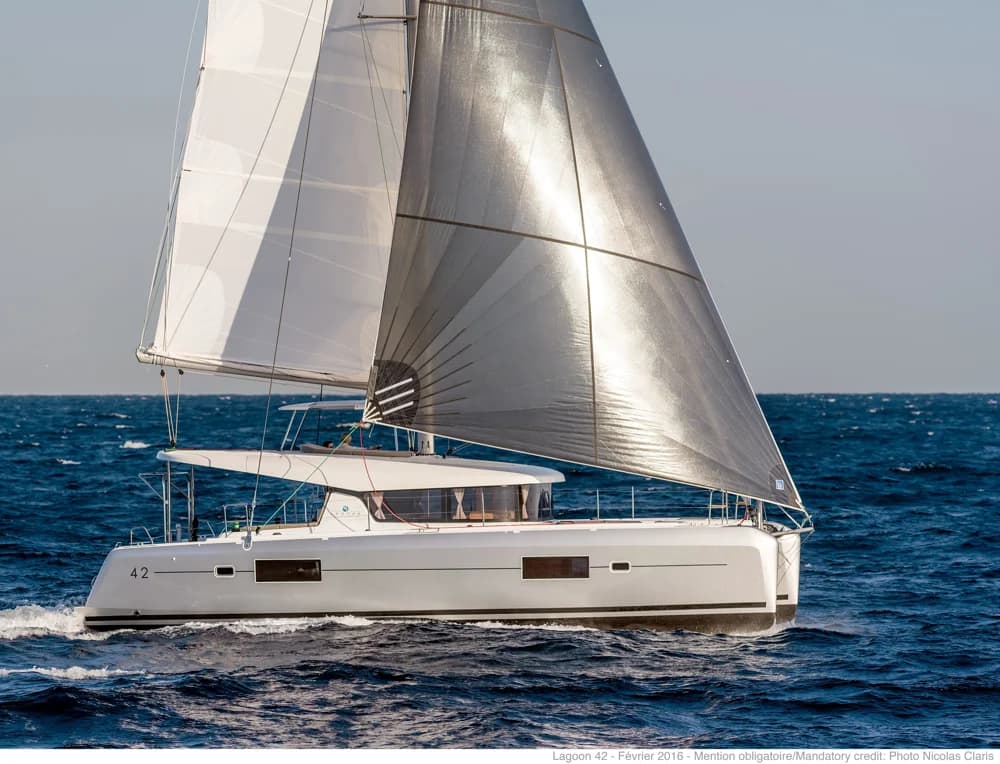 Lagoon 42