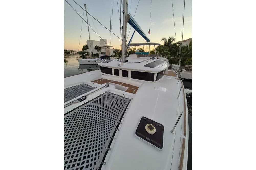 Lagoon 450