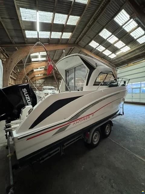 Beneteau Antares 7 OB