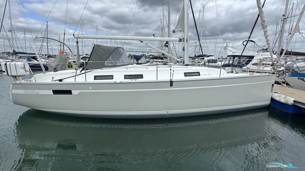 Bavaria Cruiser 32