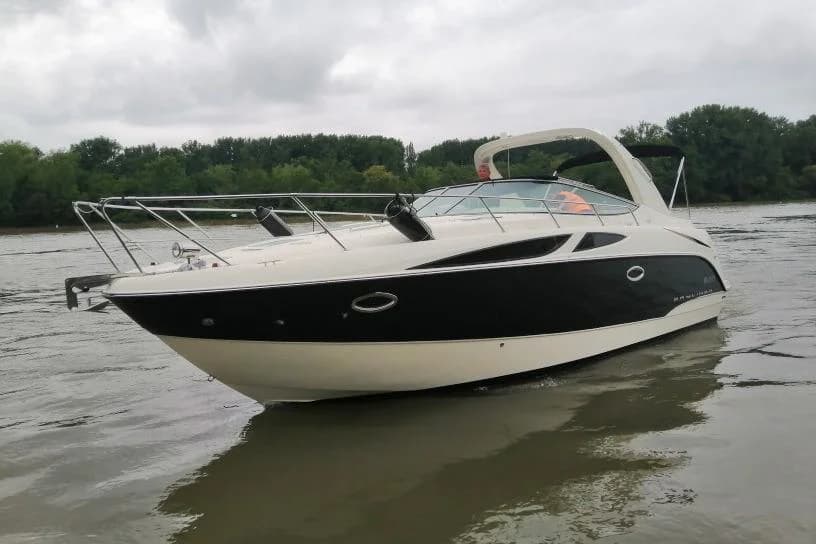 2008 Bayliner 335 Cruiser | 10m
