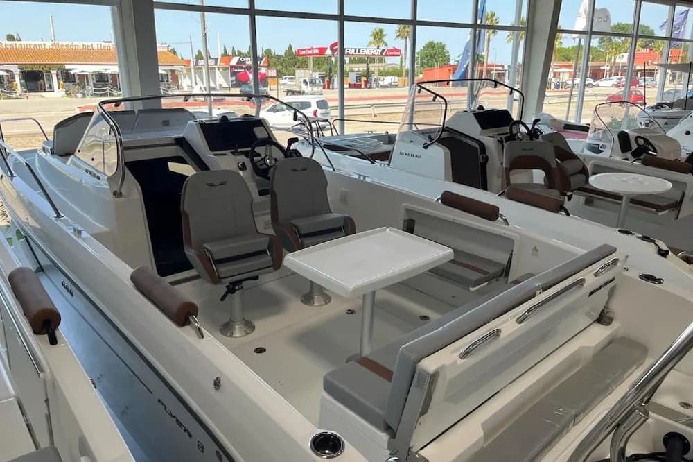 2026 Beneteau Flyer 8 SUNdeck V2 | 8m