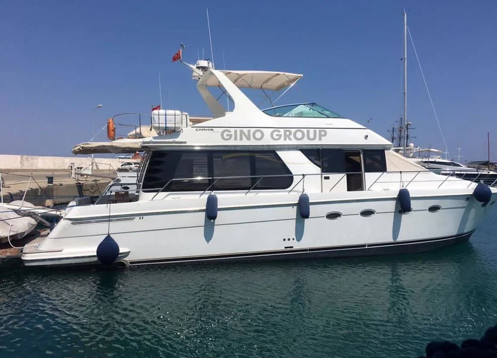 Carver 530 Voyager Pilothouse