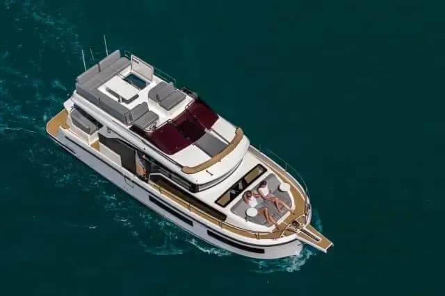 2024 Delphia 11 Flylounge E Drive Boat for Sale in Reading