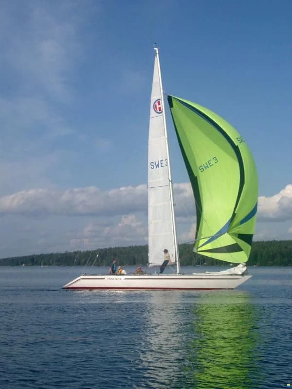 Helmsmann Carrera 38