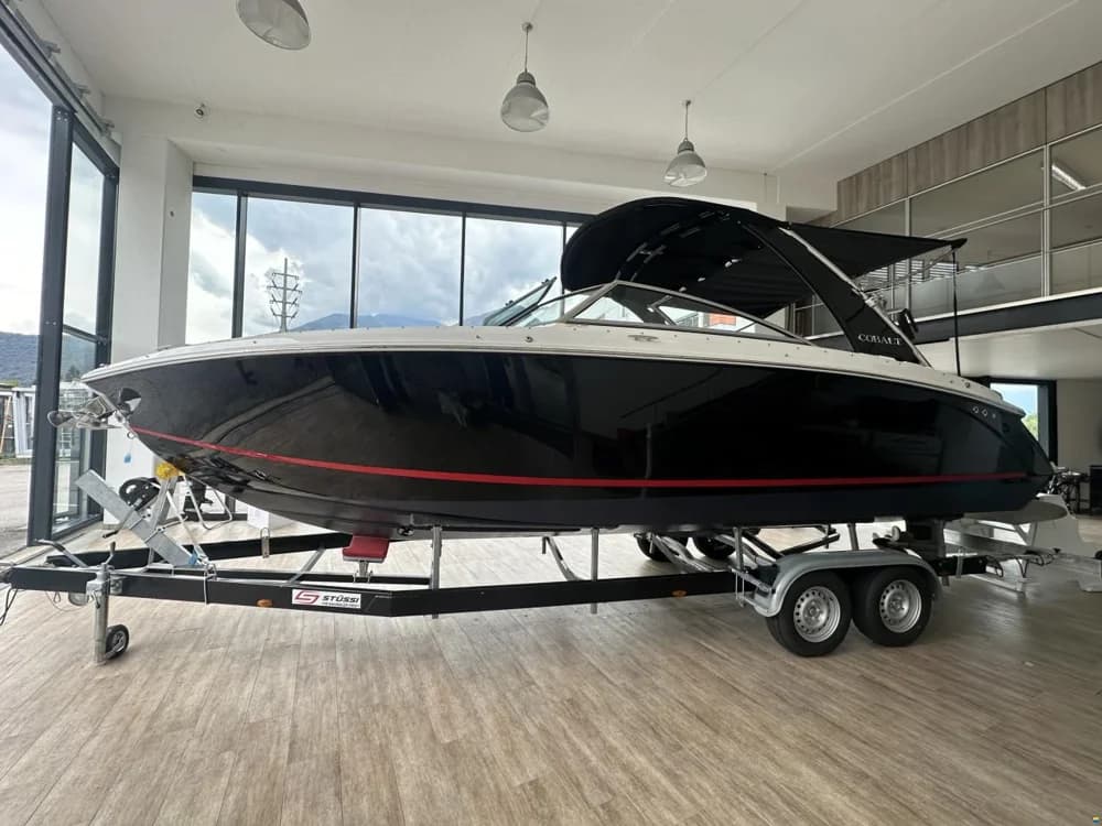 Cobalt R7 Surf