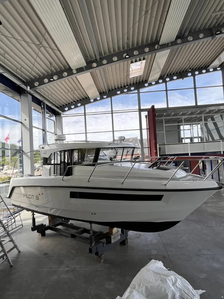 Finnmaster P8 (PILOT 8)