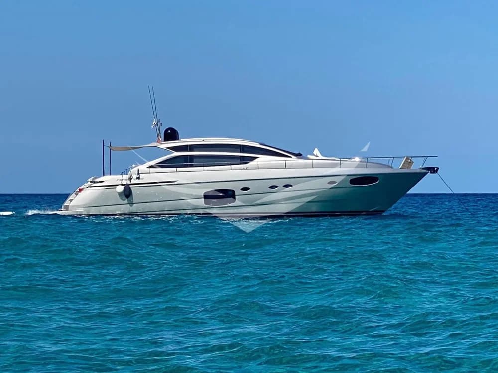 2020 Pershing 62 Boat for Sale