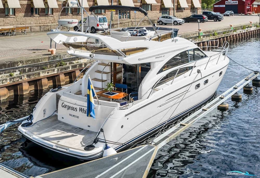 Princess 42 Flybridge