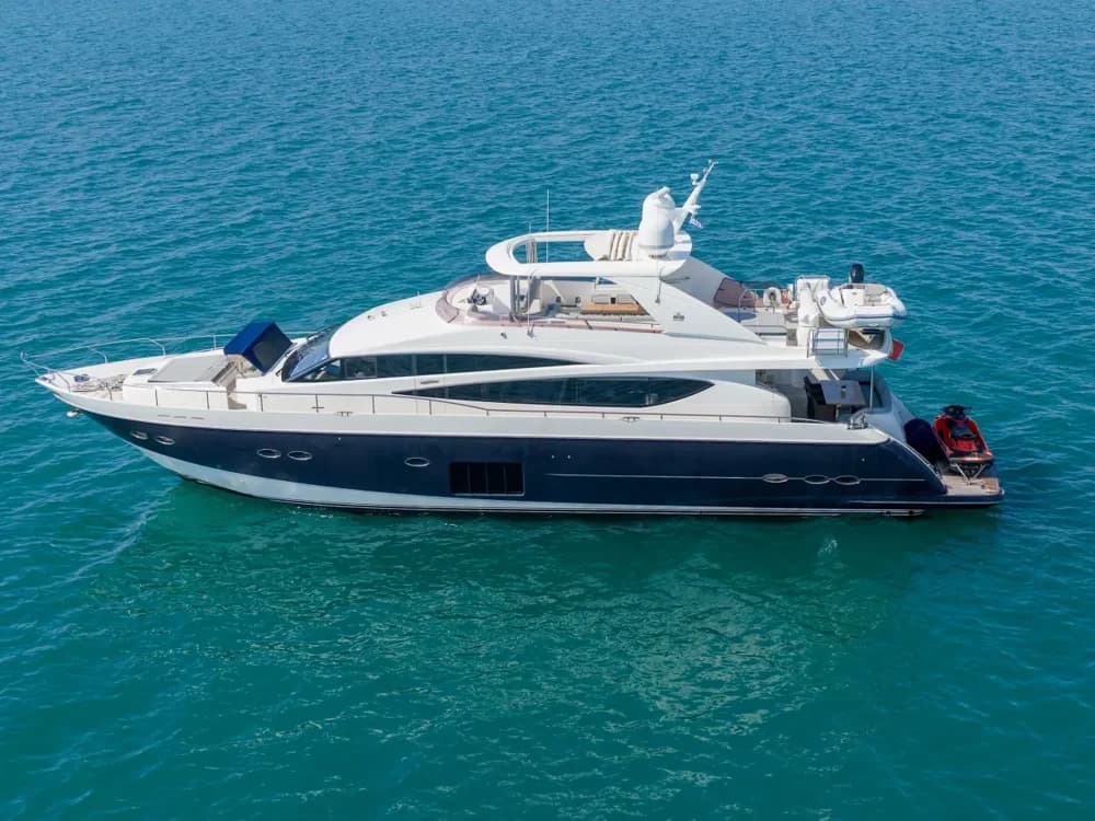 2012 Princess V85 Boat for Sale in Athens