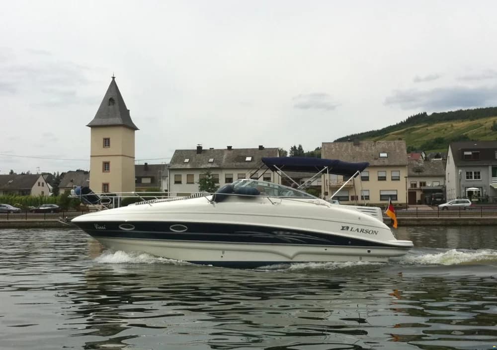 Larson 274 Cabrio