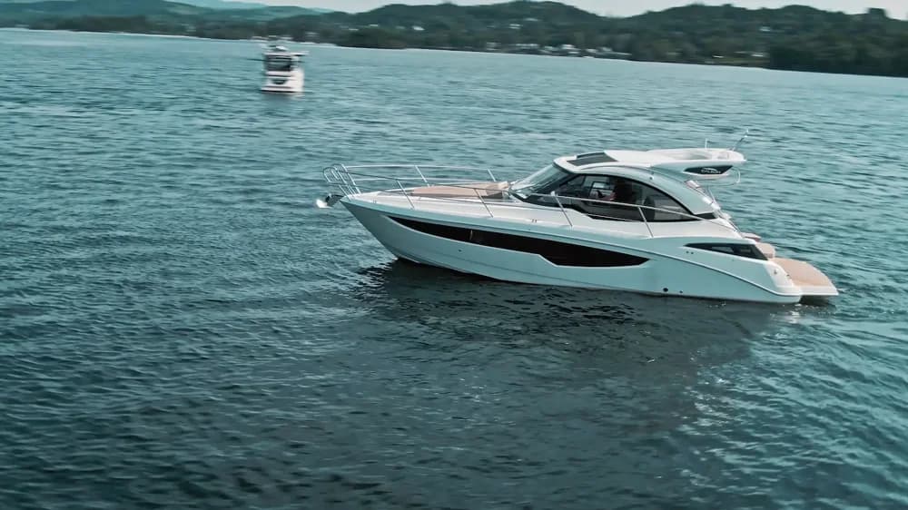 2025 Galeon 335 HTS Boat for Sale in Ambleside