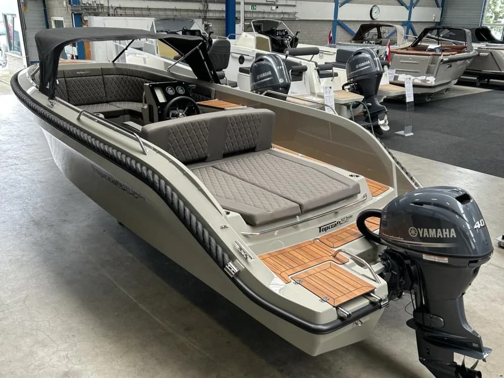 Topcraft 627 Tender
