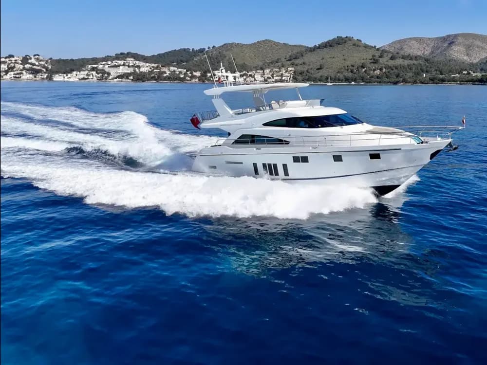 2017 Fairline Squadron 65 Boat for Sale in Cala d'or