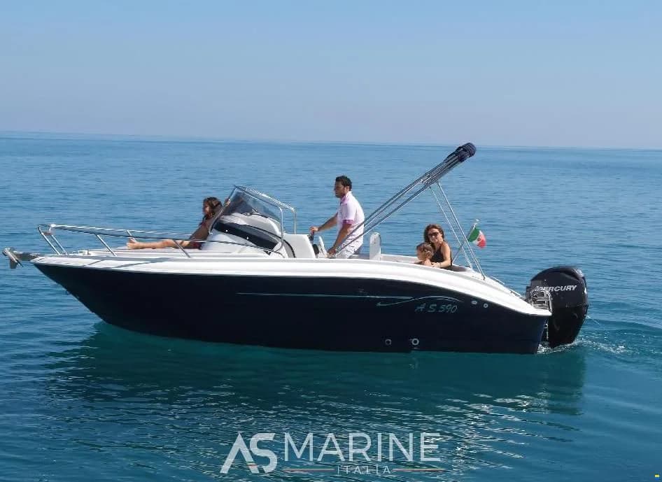 AS Marine Italia As Marine 590 Walk Around + Honda BF40E