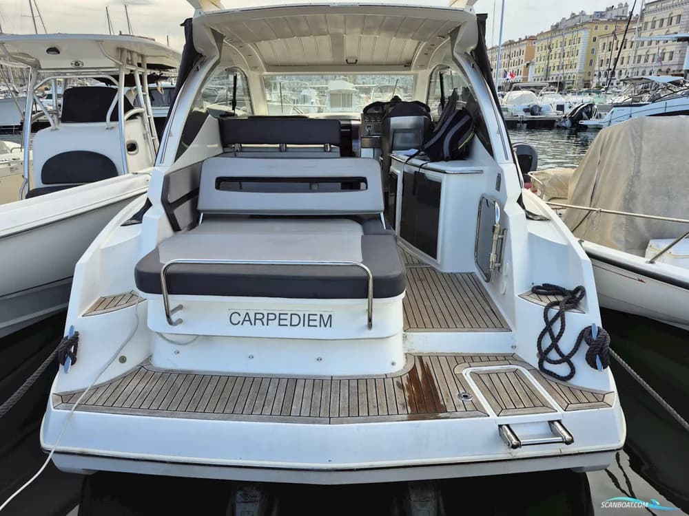 Galeon 325 Hto Avec Possibilité De Place