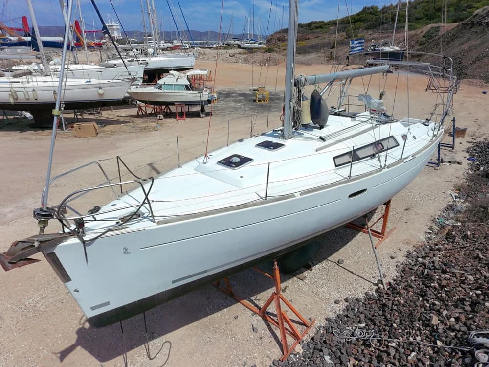 Bénéteau Oceanis 37
