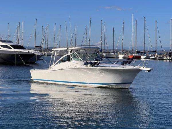 Luhrs 36 Open