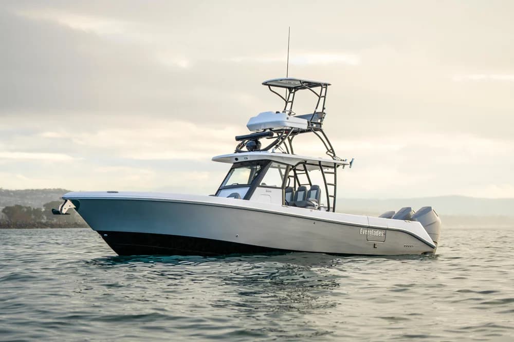 2024 Everglades 365 Center Console