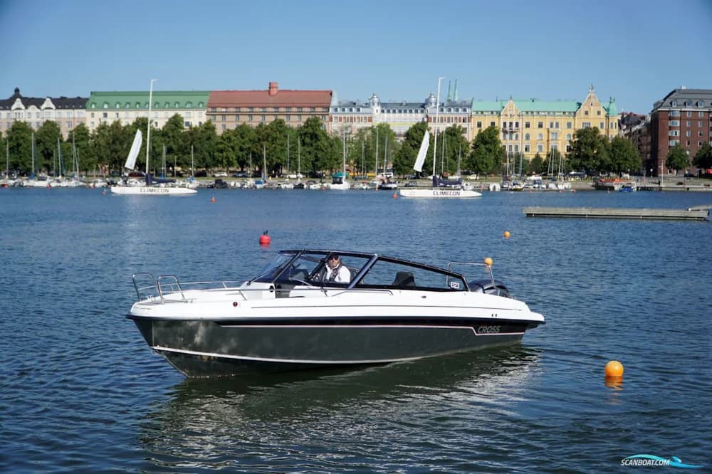Yamarin 75 BR Cross With Yamaha F250