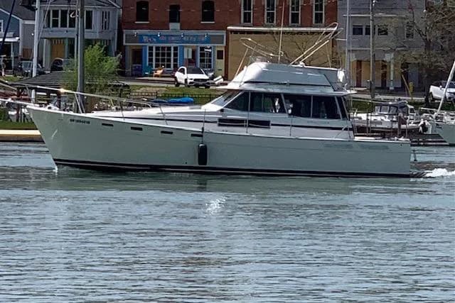 Bayliner 3870 Motoryacht