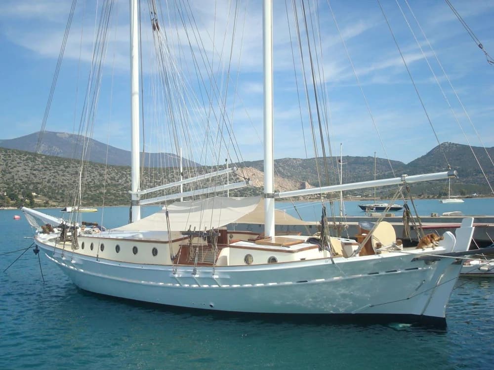 AEGEAN TRADITIONAL GAFF RIGGED SCHOONER