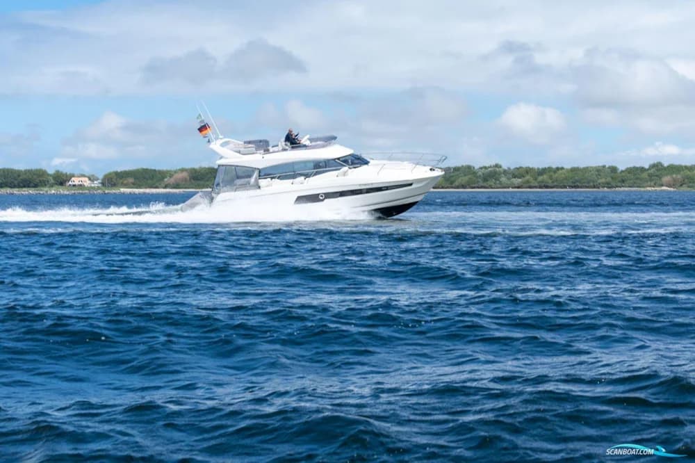 Prestige 460 Flybridge