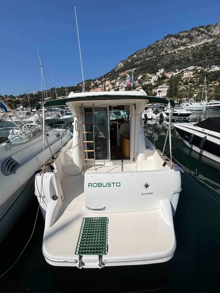 JEANNEAU MERRY FISHER 805