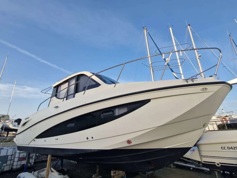 QUICKSILVER ACTIV 905 WEEKEND