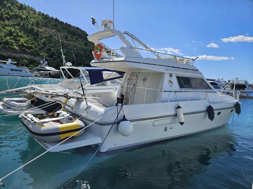 COMAR CLANSHIP 45